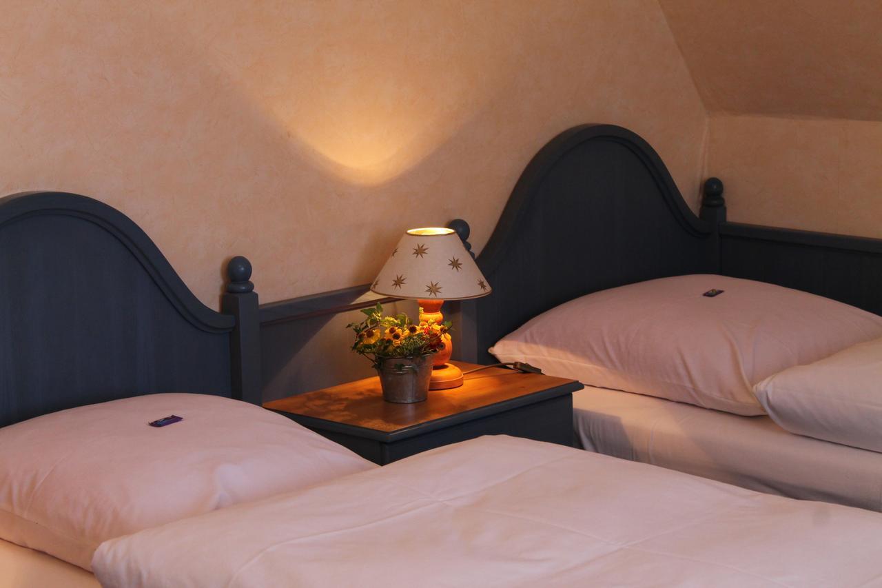 Hotel-Gasthof Zum Hirschen Durrwangen Bilik gambar